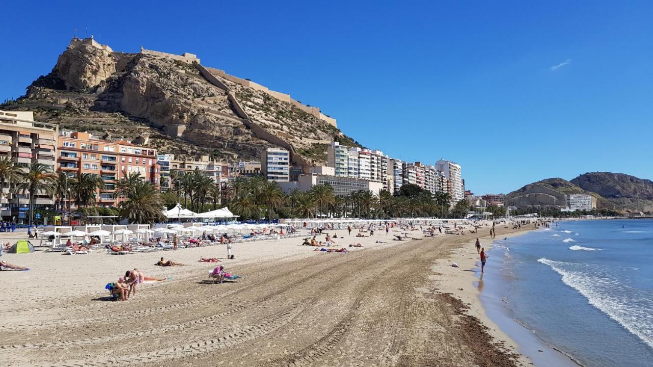 Very Beautiful Penthouse In The Heart Of Alicante Bagian luar foto